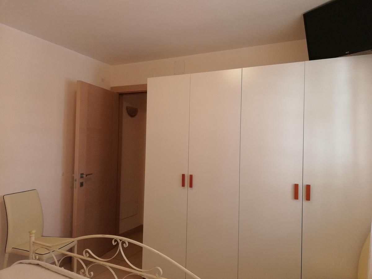 Casa Vacanze Stefy Полиняно а Маре Екстериор снимка